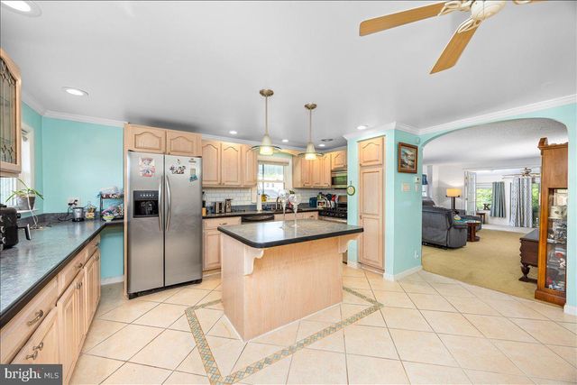 2801 SHIPLEY RD, Philadelphia, PA 19152