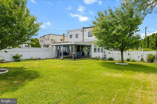 2801 SHIPLEY RD, Philadelphia, PA 19152