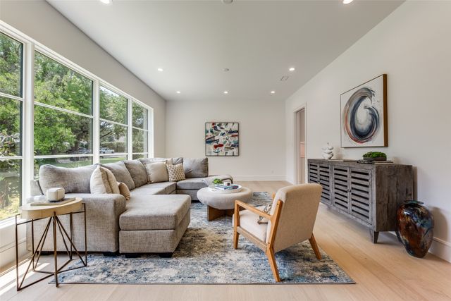 6215 Lafayette Way, Dallas, TX 75230