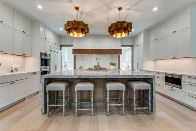 6215 Lafayette Way, Dallas, TX 75230