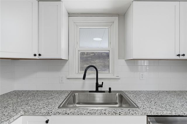 923 Craig St, Mckeesport, PA 15132