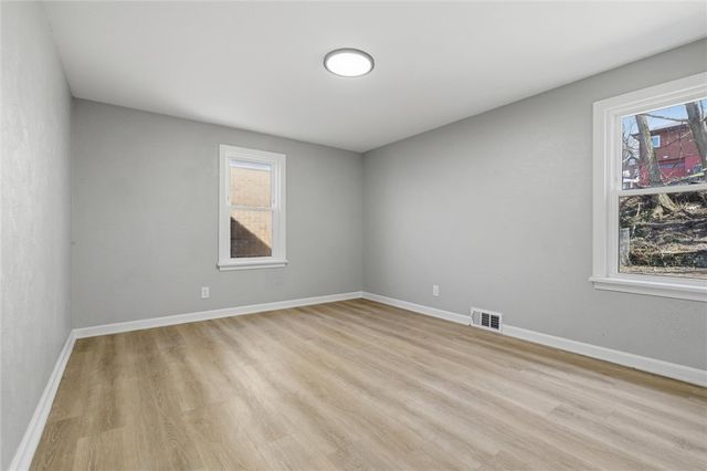 923 Craig St, Mckeesport, PA 15132