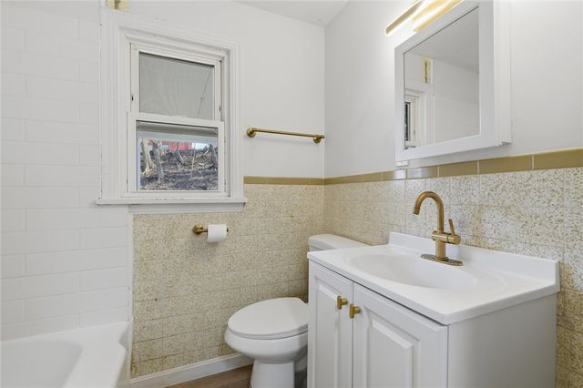 923 Craig St, Mckeesport, PA 15132