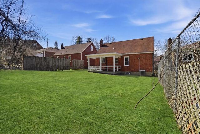 923 Craig St, Mckeesport, PA 15132