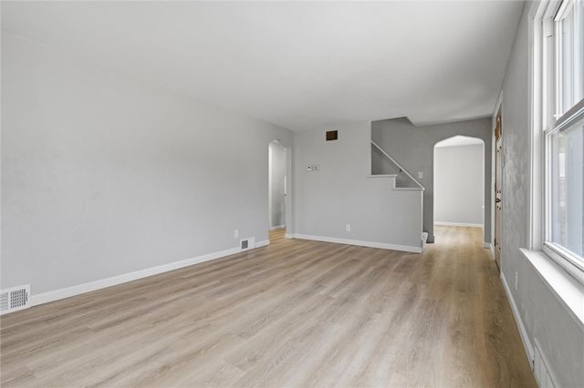 923 Craig St, Mckeesport, PA 15132