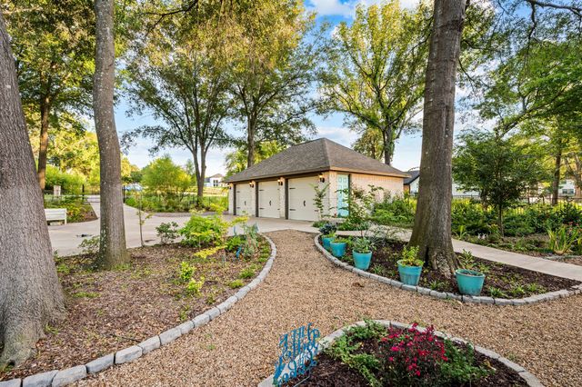 1518 Shoreline Drive, Mabank, TX 75143