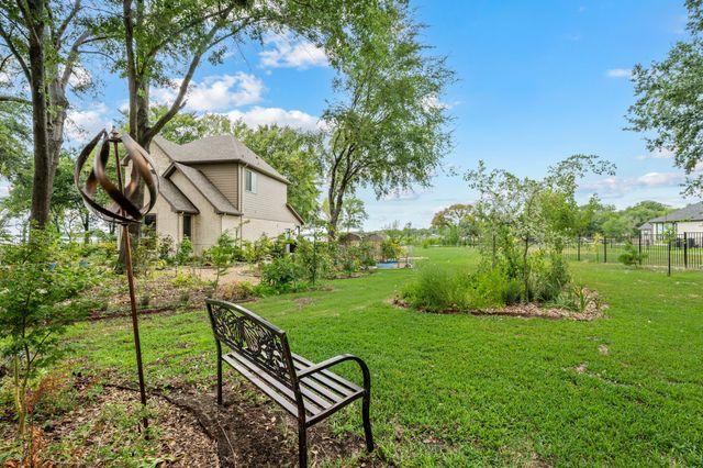 1518 Shoreline Drive, Mabank, TX 75143