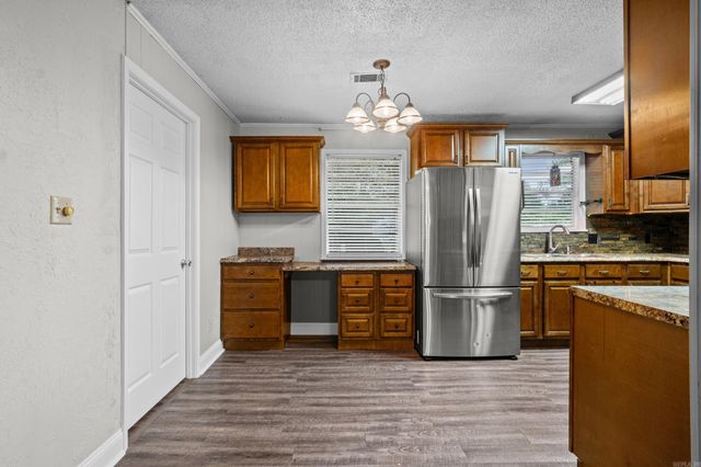 2 Evergreen Dr., Searcy, AR 72143
