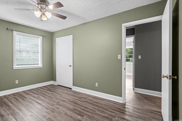 2 Evergreen Dr., Searcy, AR 72143