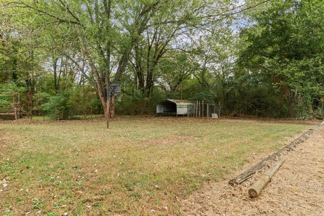 2 Evergreen Dr., Searcy, AR 72143