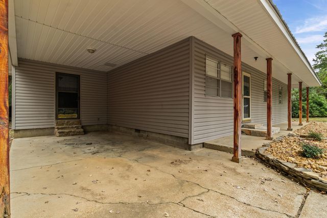 2 Evergreen Dr., Searcy, AR 72143