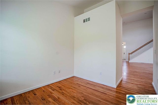 5127 Dogwood Trail, Upper Macungie Twp, PA 18104