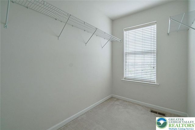 5127 Dogwood Trail, Upper Macungie Twp, PA 18104