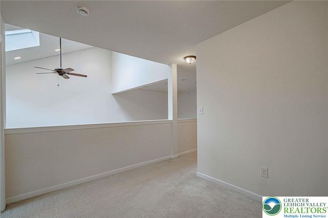 5127 Dogwood Trail, Upper Macungie Twp, PA 18104