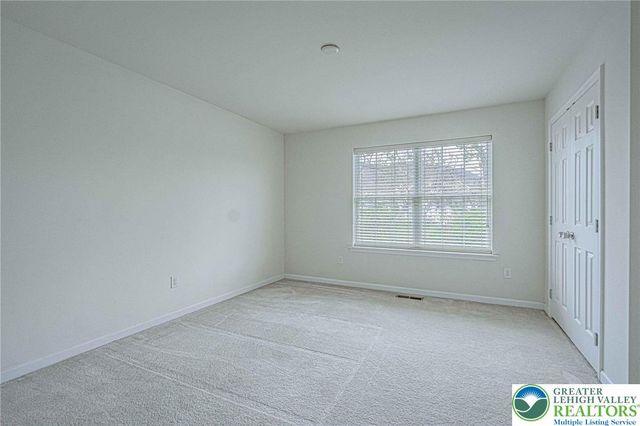 5127 Dogwood Trail, Upper Macungie Twp, PA 18104