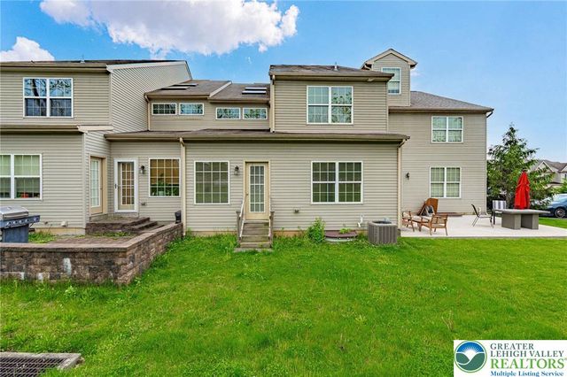 5127 Dogwood Trail, Upper Macungie Twp, PA 18104