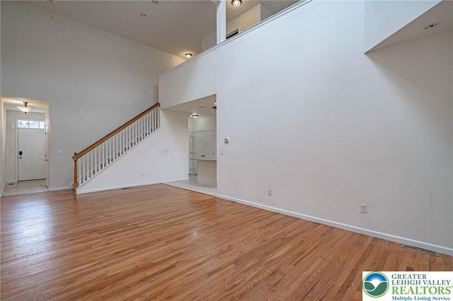 5127 Dogwood Trail, Upper Macungie Twp, PA 18104