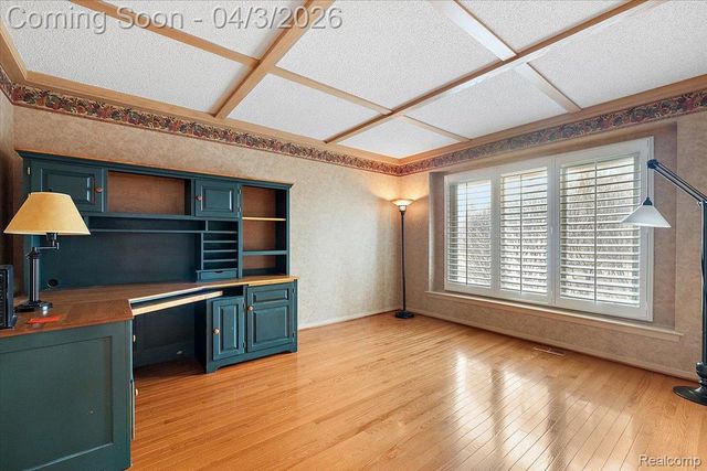 1672 Devonshire Drive, Troy, MI 48098