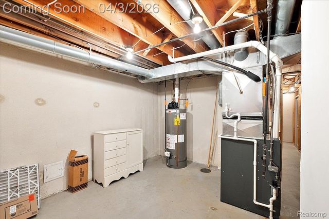 1672 Devonshire Drive, Troy, MI 48098