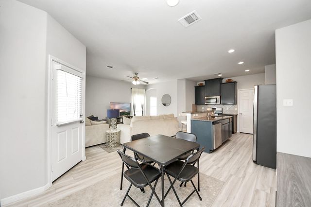 13323 Colina Meadows Lane, Houston, TX 77048