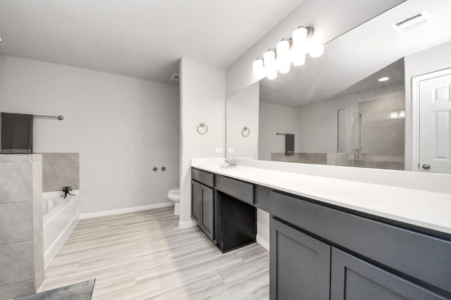 13323 Colina Meadows Lane, Houston, TX 77048