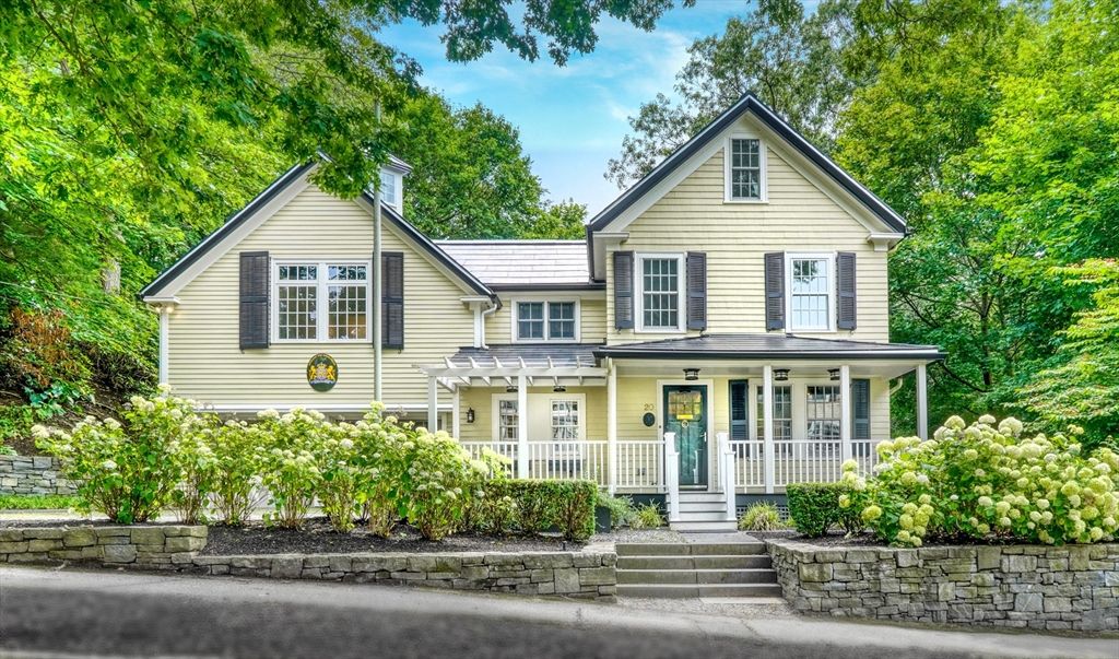 20 Grove Pl, Winchester, MA 01890