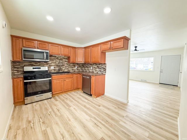 1917 Panama Street, Mishawaka, IN 46544