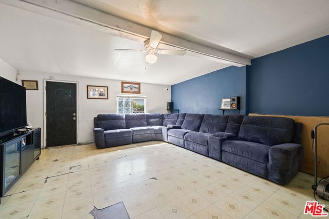 424 E Moorehaven Drive, Carson, CA 90746