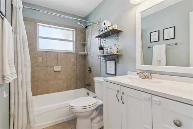 307 CORONADO COURT, Lakeland, FL 33809