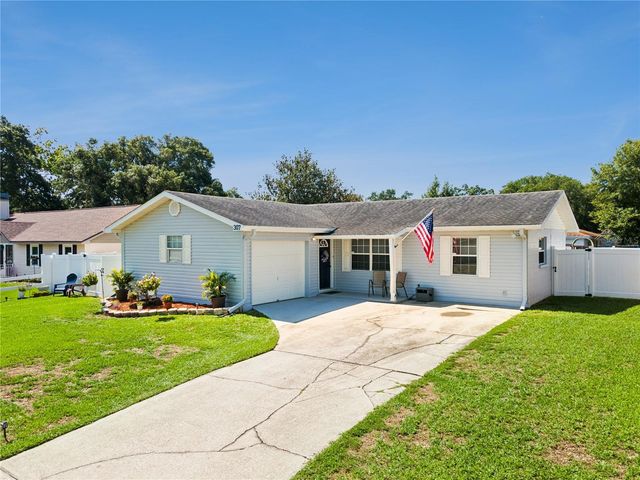 307 CORONADO COURT, Lakeland, FL 33809