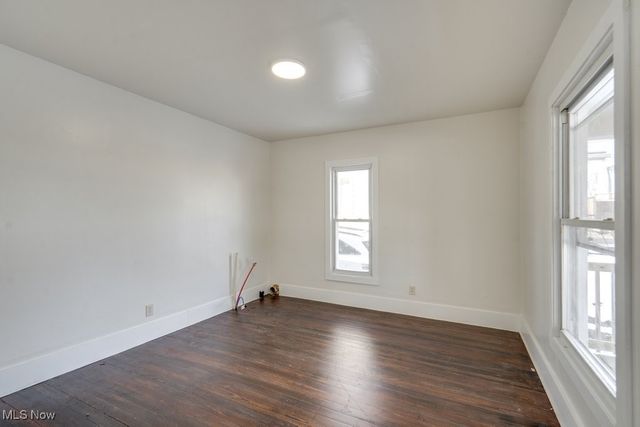 155 W Walnut Street, Wadsworth, OH 44281