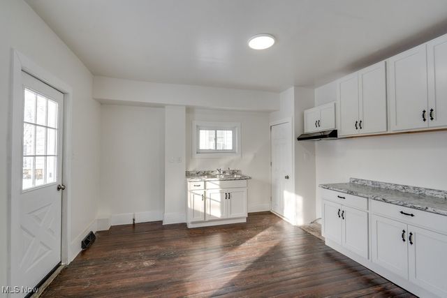 155 W Walnut Street, Wadsworth, OH 44281