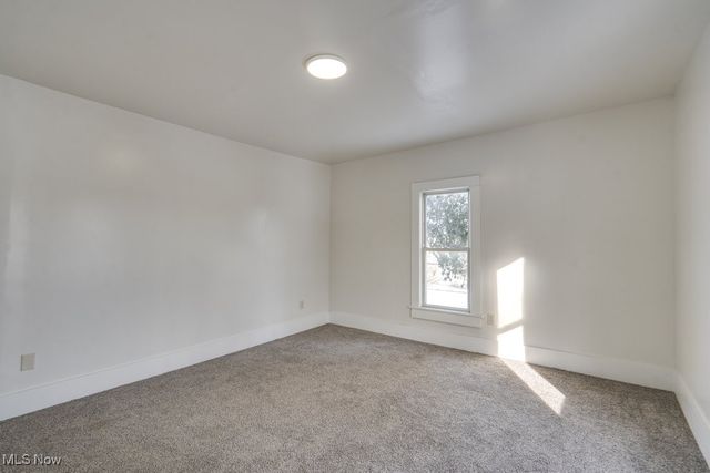 155 W Walnut Street, Wadsworth, OH 44281