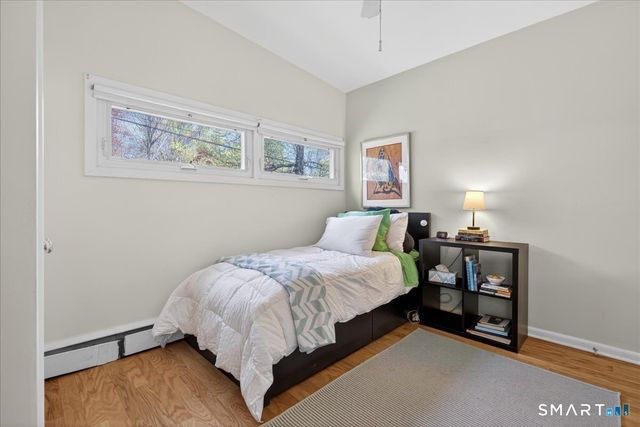 122 Corbin Road, Hamden, CT 06517