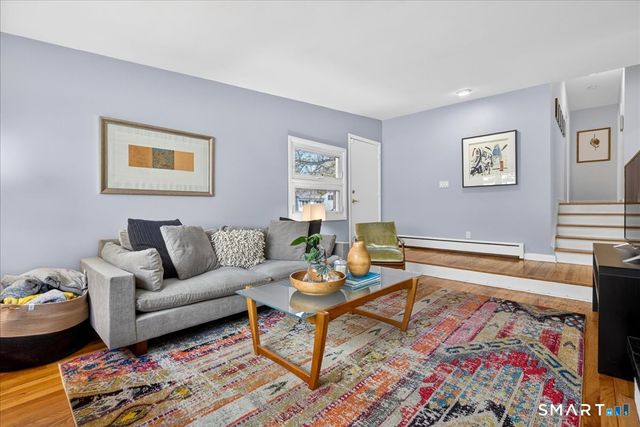 122 Corbin Road, Hamden, CT 06517