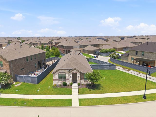 6012 Wildflower Way, Little Elm, TX 76227