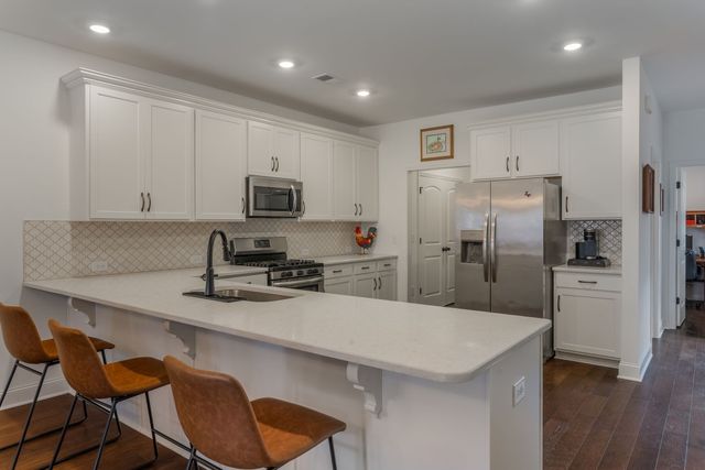 1570 Cedarbrooke Ln, Lebanon, TN 37090