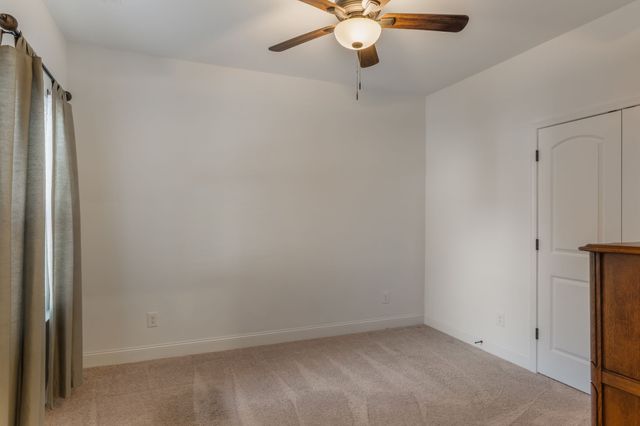 1570 Cedarbrooke Ln, Lebanon, TN 37090