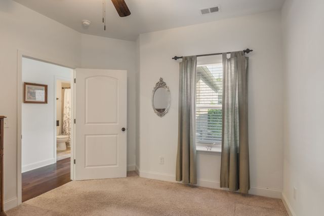 1570 Cedarbrooke Ln, Lebanon, TN 37090