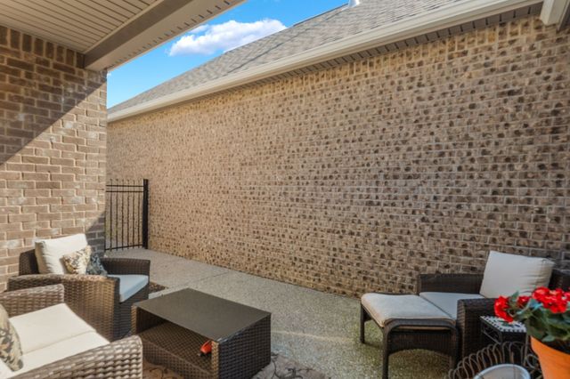 1570 Cedarbrooke Ln, Lebanon, TN 37090