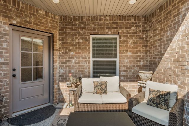 1570 Cedarbrooke Ln, Lebanon, TN 37090