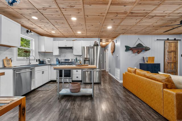 241 Bayou Point, Hot Springs, AR 71913