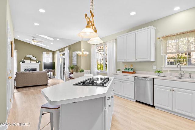 3 Brent Drive, Howell, NJ 07731