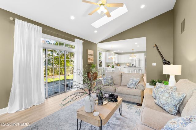 3 Brent Drive, Howell, NJ 07731