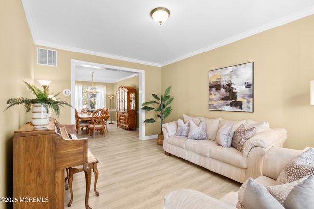 3 Brent Drive, Howell, NJ 07731