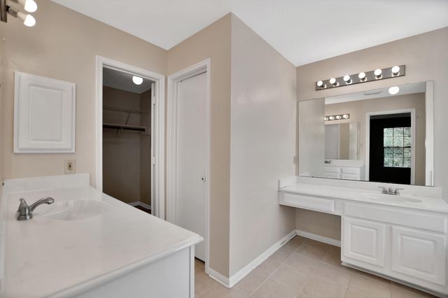 2939 Sailors Moon Drive, Friendswood, TX 77546