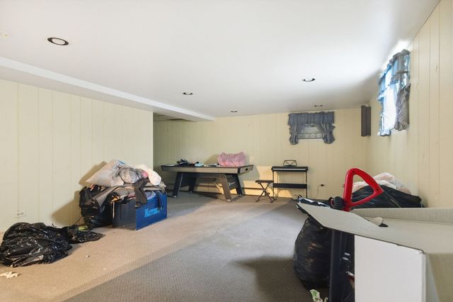 18341 Poplar Avenue, Homewood, IL 60430