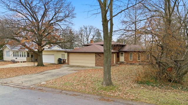 18341 Poplar Avenue, Homewood, IL 60430