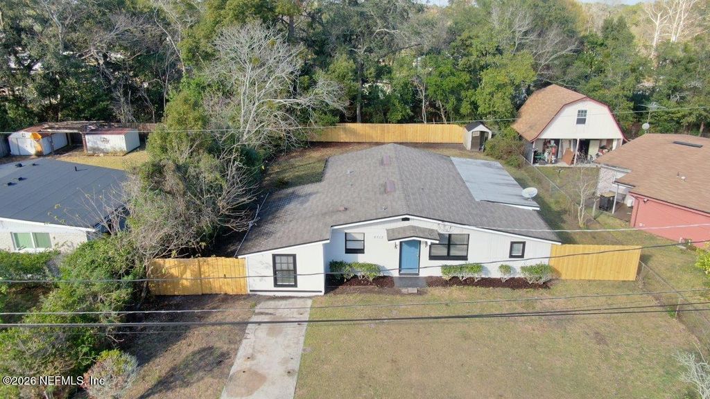 6713 PETER RABBIT Drive N, Jacksonville, FL 32210