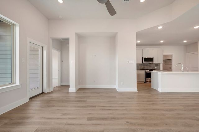 7420 Autumn Hill Drive, Denton, TX 76249